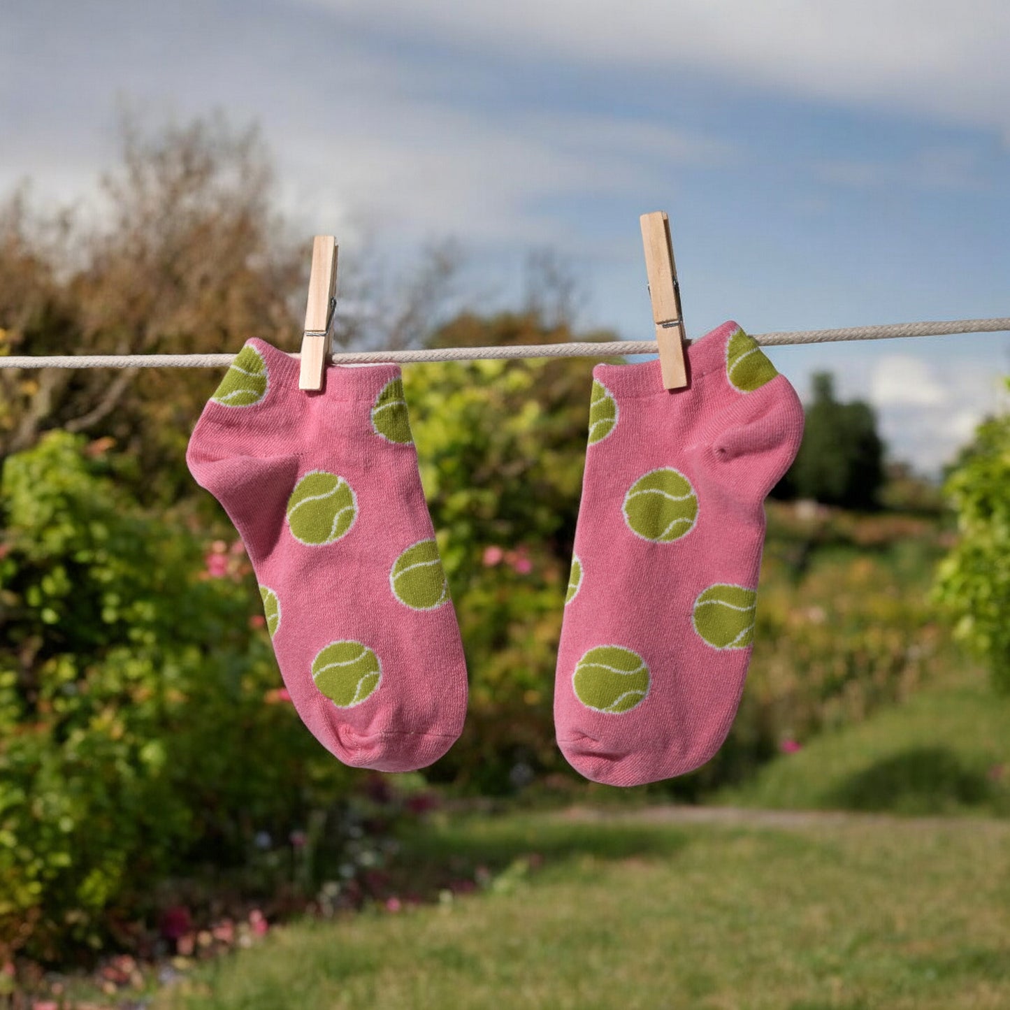 Women's tennis socks in pink — side angle view